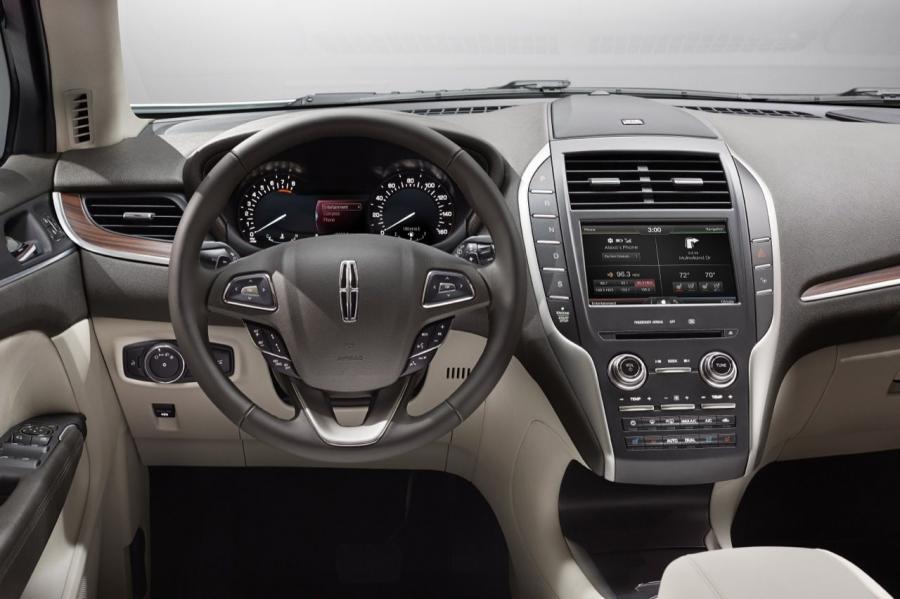  Lincoln MKC 2014 года  (фото 4 из 33)